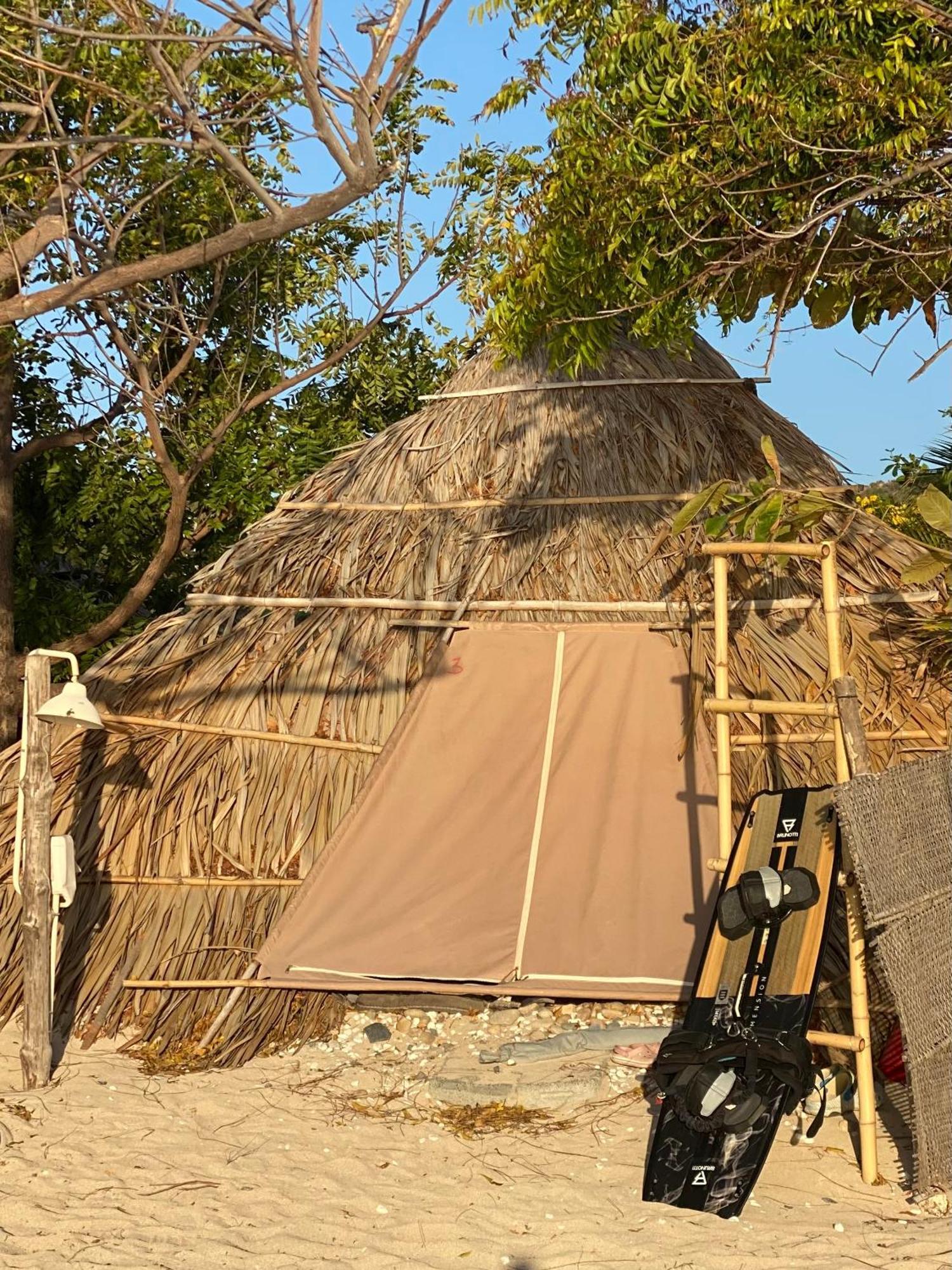 Vietnam Surf Camp Hotel Ap My Hai Bagian luar foto
